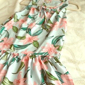 Sea Blue Tulip Print Spring Blouse, Size XS